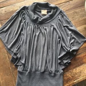 Butterfly sleeve top